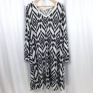 Lularoe Emily Ikat Printed Long Sleeve V-Neck Dress Size 2XL Black White